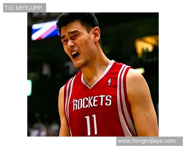 足球明星与姚明相遇的精彩瞬间引发的跨界友谊与体育热情的故事