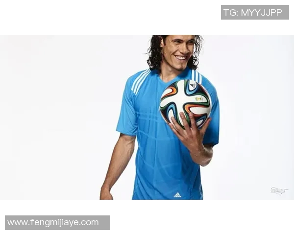 模仿足球明星脸的创意挑战与技巧分享，展现你的足球风采与个性魅力