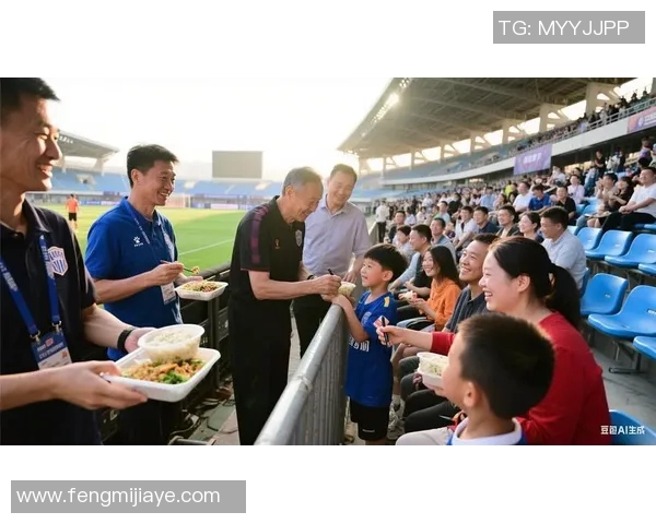 足球明星品尝中国炒饭的独特风味与美食文化的碰撞之旅
